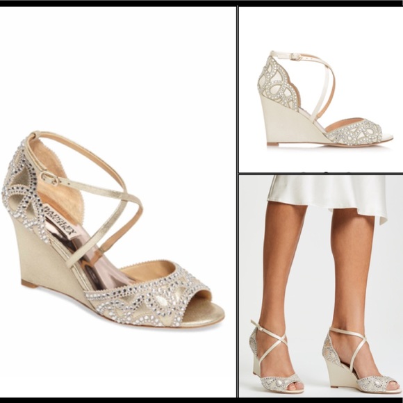 Badgley Mischka WINTER EMBELLISHED WEDGE SHOE - Picture 1 of 7